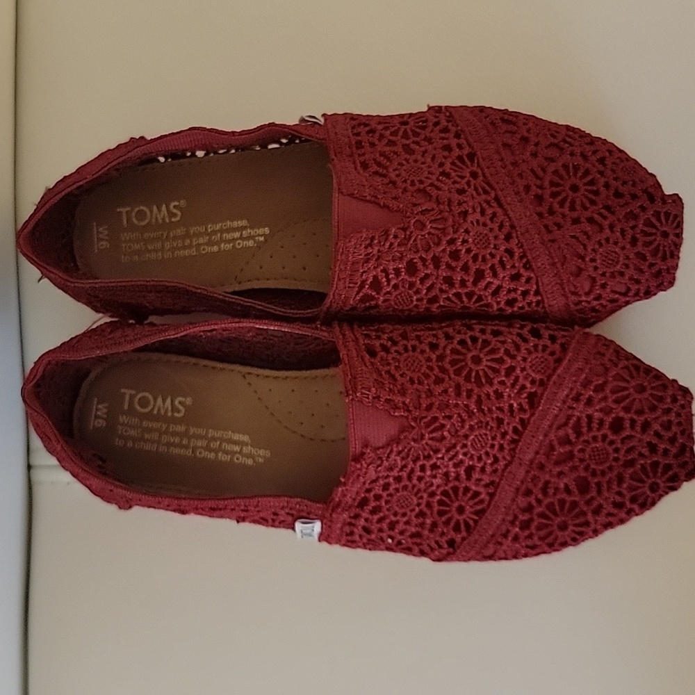 VGUC  Women's  Classic Toms  Sz 6 - Picture 2 of 7